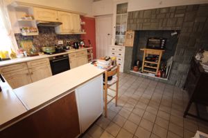 Kitchen 0624- click for photo gallery